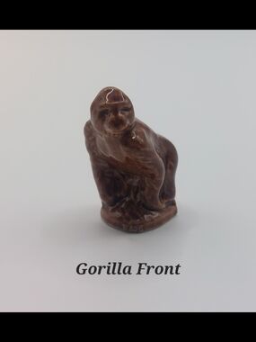 Vintage Red Rose Tea Miniature Wade Whimsies Porcelain Figurines, Gorilla